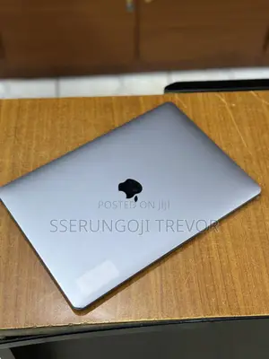 Laptop Apple MacBook 2018 8GB Intel Core I5 SSD 256GB