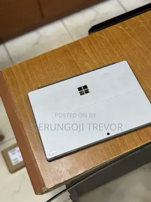 New Laptop Microsoft Surface Pro 3 16GB Intel Core I5 SSD 256GB