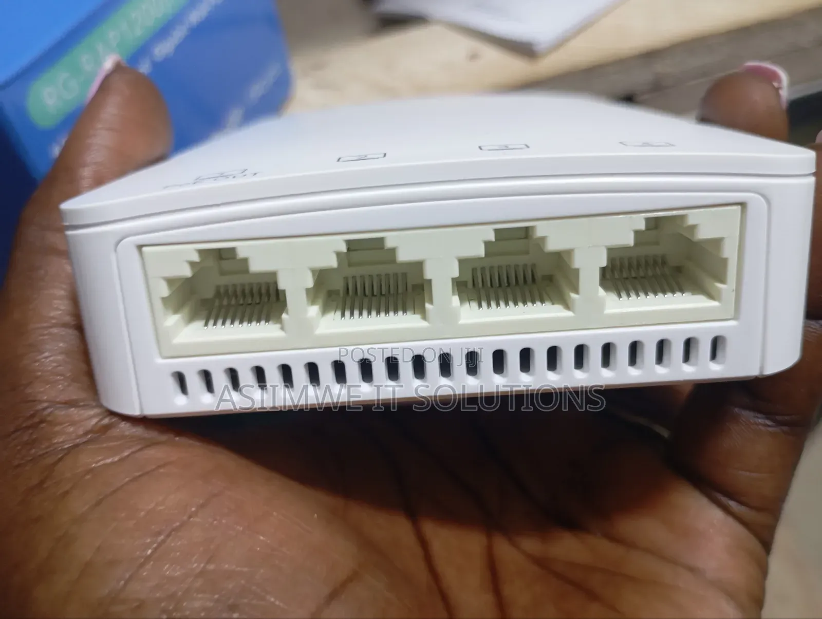 Dual Band Gigabit Wall Plate Acces Point