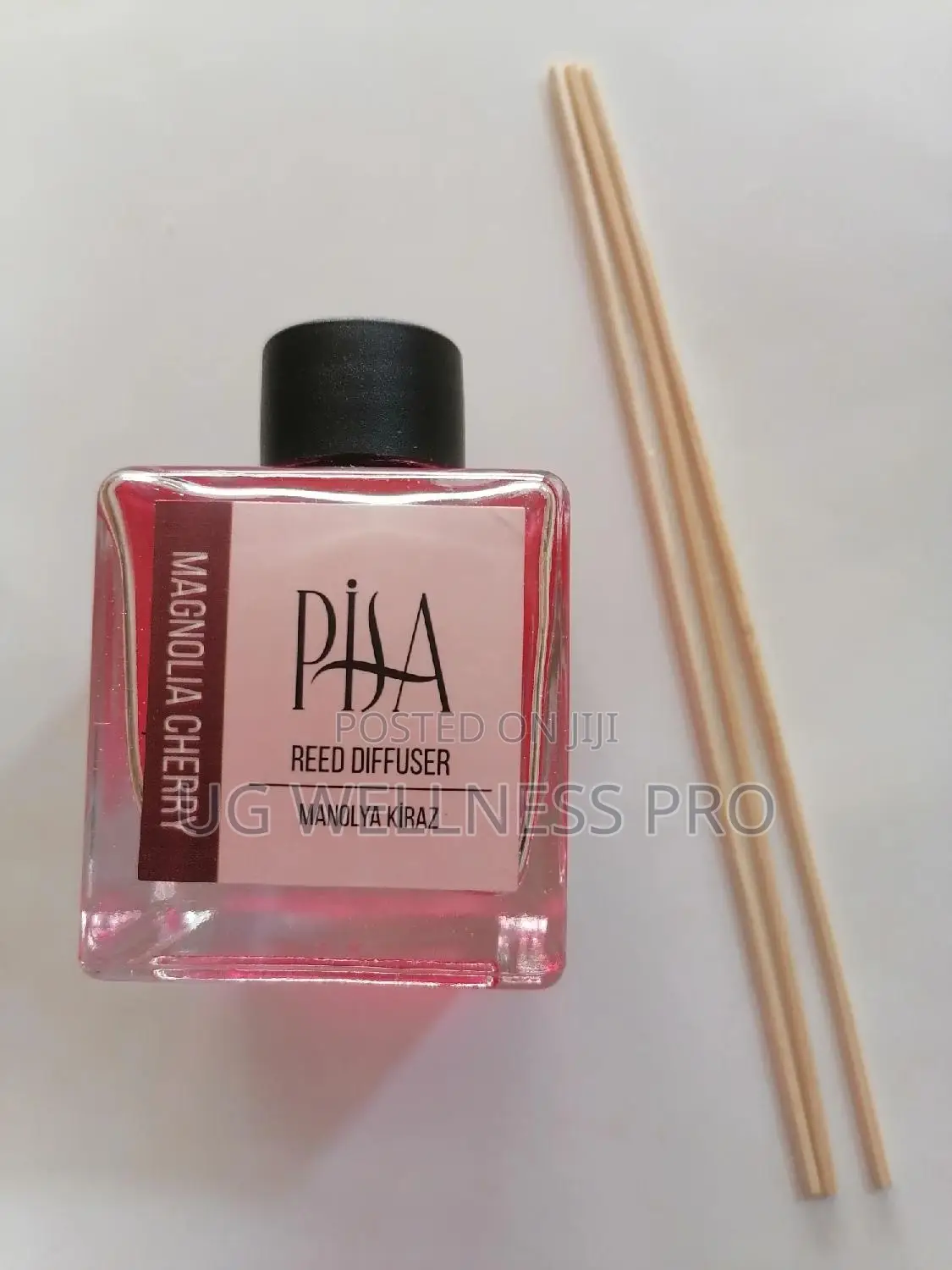 Pisa Bamboo Stick Room Scent – Magnolia Cherry – 100ml