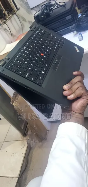 New Laptop Lenovo Thinkpad X1 Yoga 8GB Intel Core I5 HDD 500GB