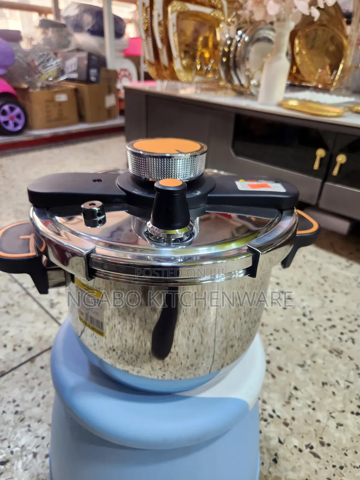Pressure Cooker