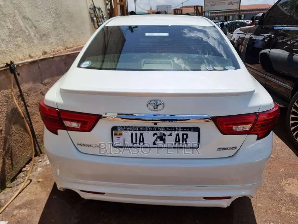Toyota Mark X 2.5 AWD 2011 White