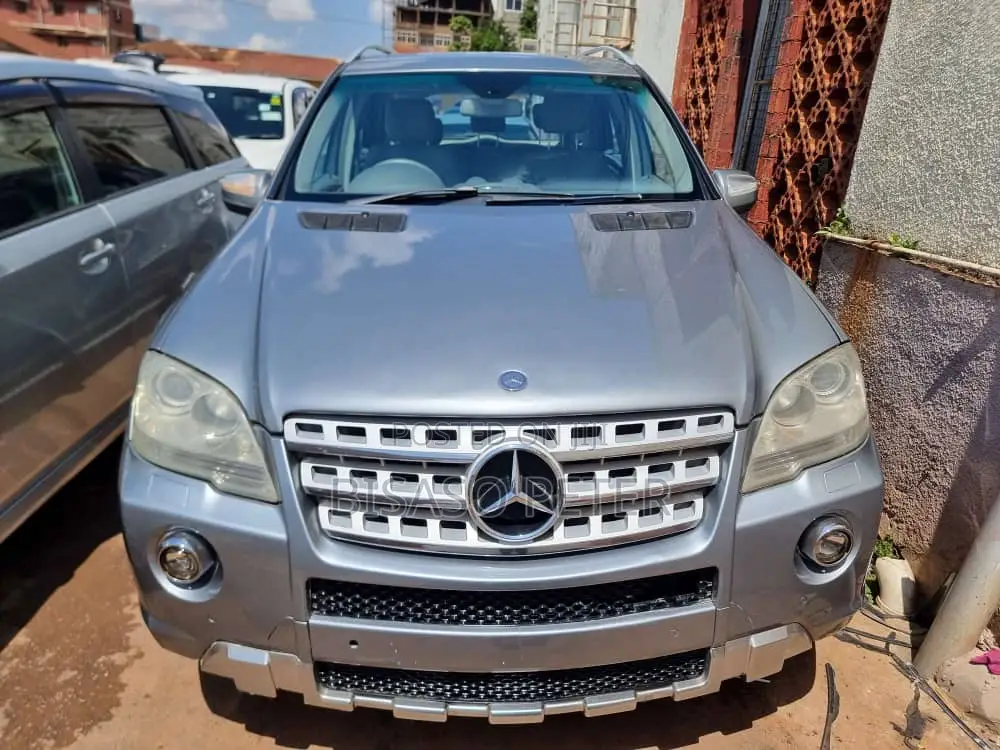 Mercedes-Benz M Class ML 350 4Matic 2011 Gray