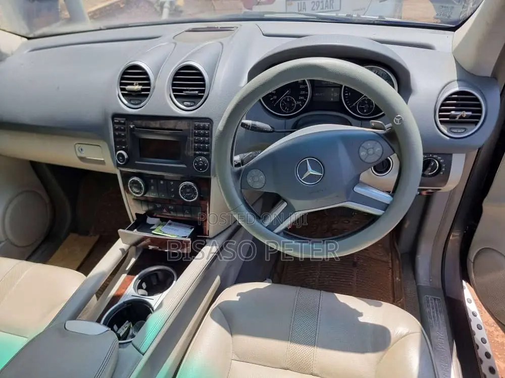 Mercedes-Benz M Class ML 350 4Matic 2011 Gray