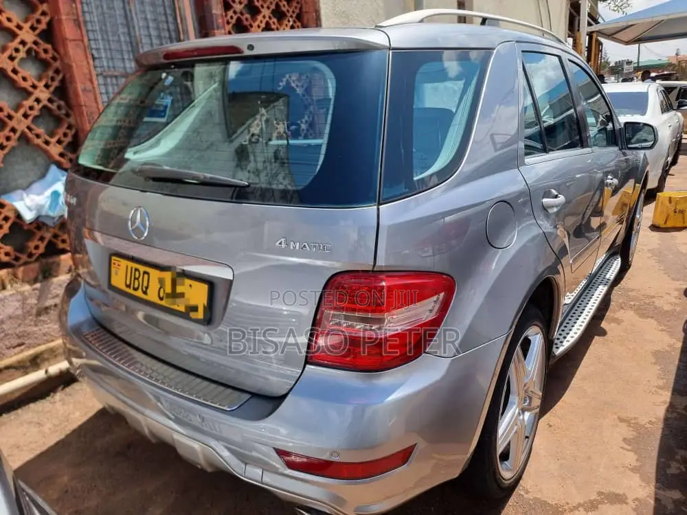 Mercedes-Benz M Class ML 350 4Matic 2011 Gray
