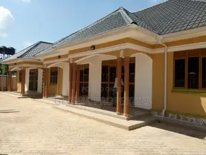 2bdrm Bungalow in Kyaliwajala Kireka, Central Division for rent
