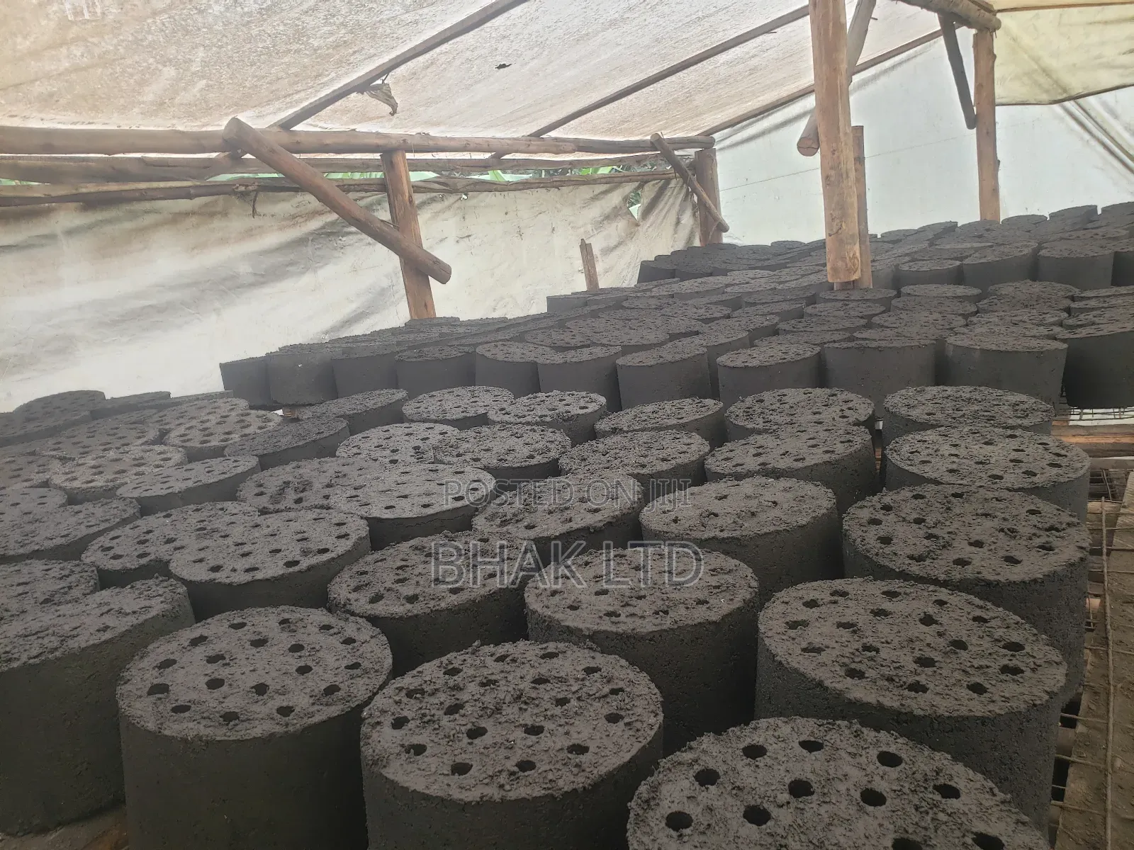 Brooder Stoves Briquettes