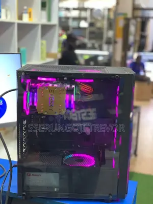 Gigabyte GA-H110MSTX-HD3-ZK 24GB Intel Core I5 HDD+SSD 1T