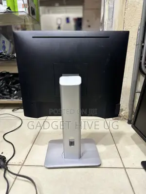 19” Normal Monitor Hdmi Dp Vga