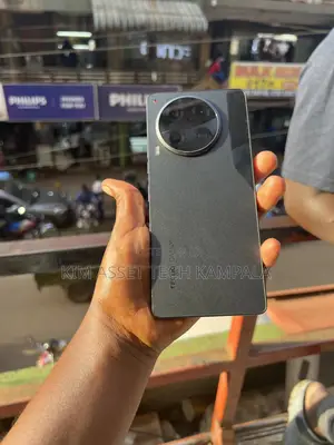 Tecno Camon 30 256 GB Gray