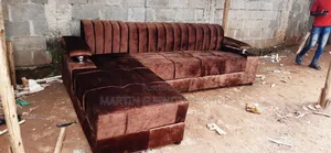 A Brown 5 Seater Sofa Set
