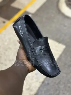 Original Men’S Black Leather Louis Vuitton Moccasins