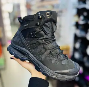Men’S Black Salomon Quest Forces 4d GTX Hiking Sneaker Boots