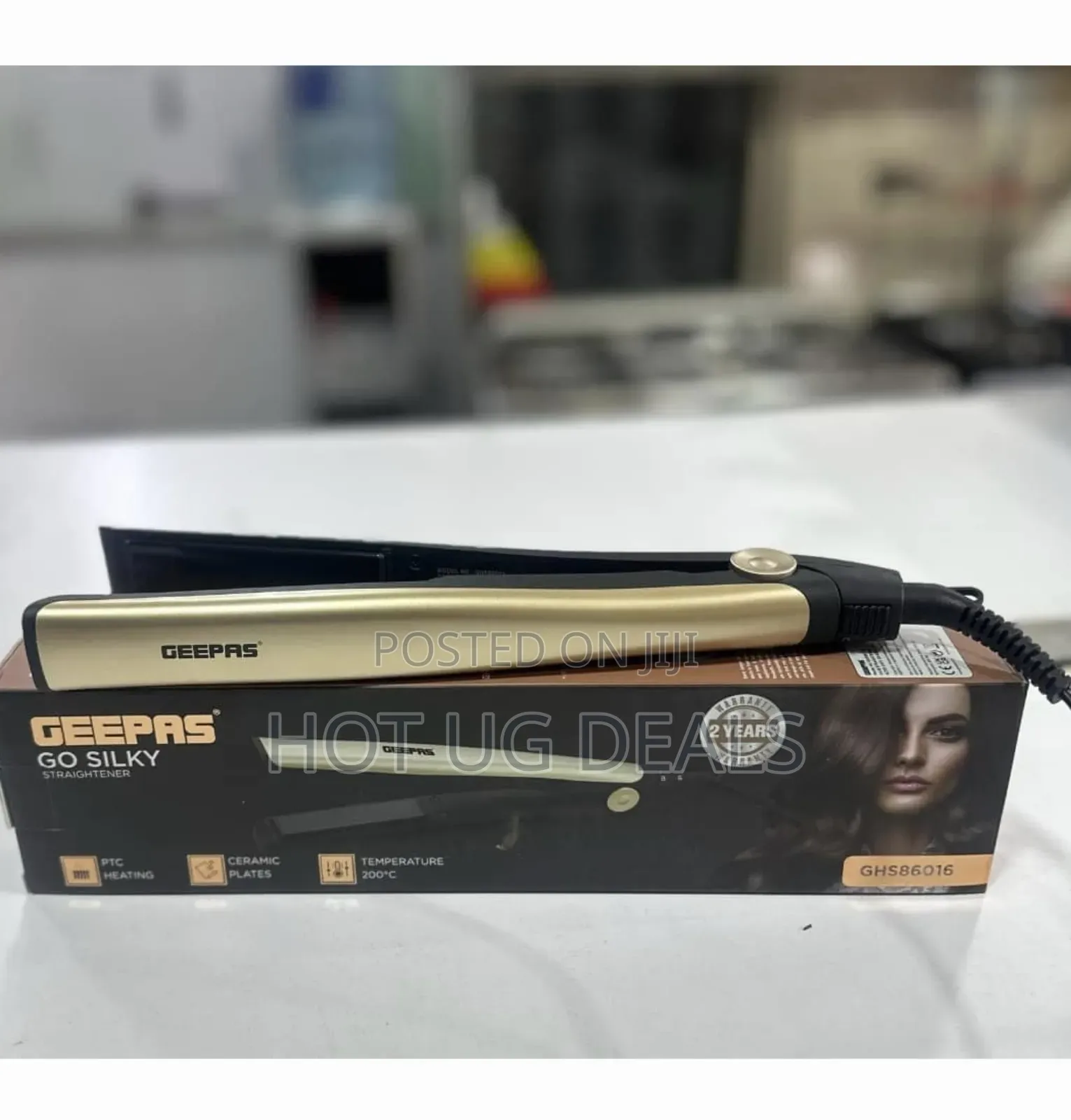Geepas Powerful Hair Straightener With Ceramic Plate