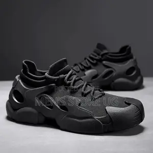 Yeezy Classic Sneakers