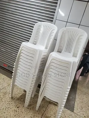 Everyday Armless Plastic Chairs Plastic Chairs