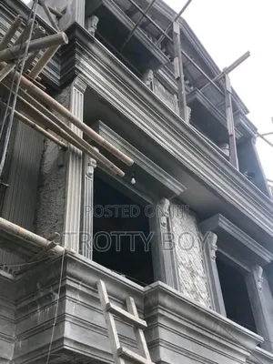 Designs for Tall Houses Like Storage, Flat