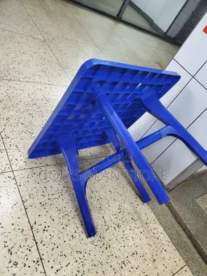 4 Stands Plastic Table Plastic Table