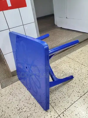 4 Stands Plastic Table Plastic Table