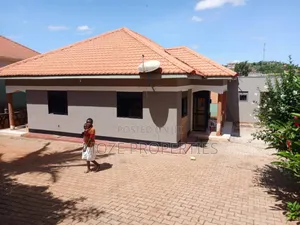 3bdrm Bungalow in Namugongo Nabusugwe., Central Division for sale