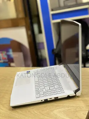 New Laptop MSI Katana GF66 16GB Intel Core I7 SSD 512GB