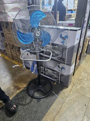 Couronne Stand Fan