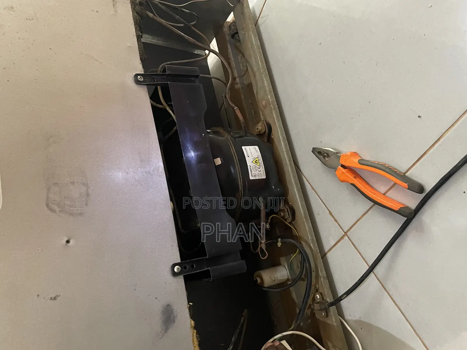 Fridge Repair Engineer