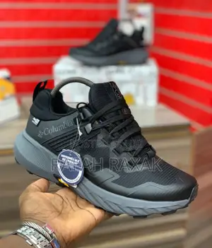 Men’S Black/Gray Columbia Facet 75 Waterproof Hiking Sneaker