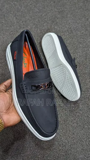 Classic Men’S Black/White Clarks Smart Casual Moccasins