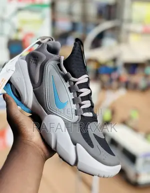 Classic Men’S Grey Nike Alpha Savage Casual Running Sneakers