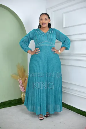 Proper Sleeve Glitter Dress