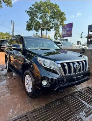 Toyota Land Cruiser Prado 2017 Black