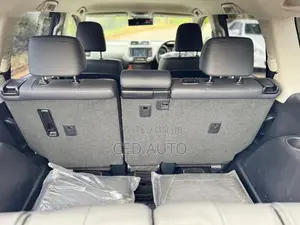 Toyota Land Cruiser Prado 2017 Black