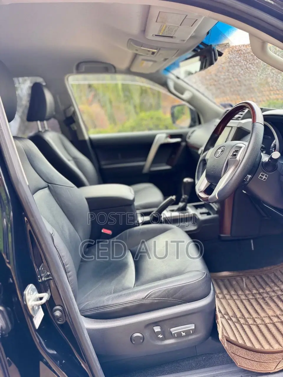 Toyota Land Cruiser Prado 2017 Black