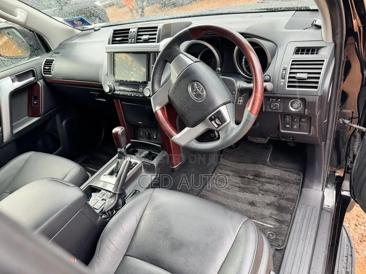 Toyota Land Cruiser Prado 2017 Black