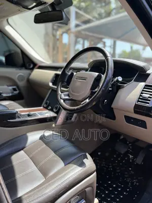 Land Rover Range Rover Vogue 2016 Black