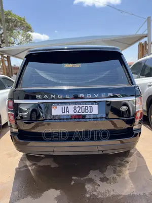 Land Rover Range Rover Vogue 2016 Black