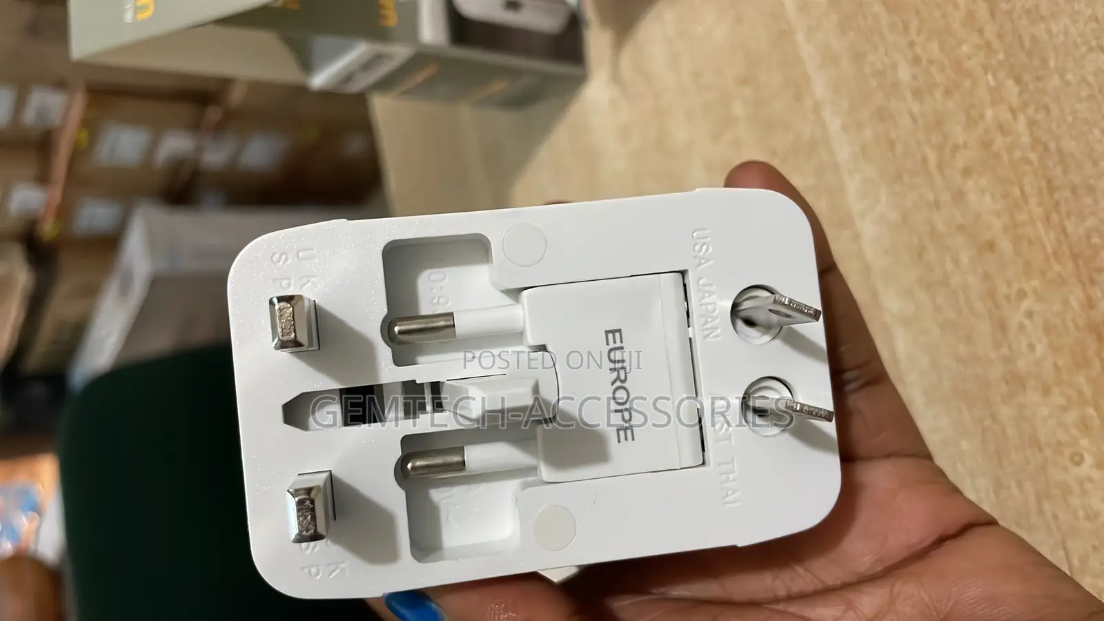 Universal Travel Adapter With 2usb