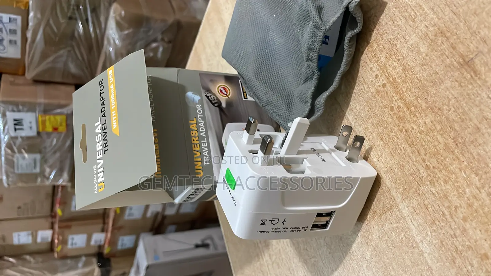 Universal Travel Adapter With 2usb