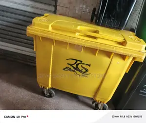 Heavy Duty Outdoor Garbage Dust Bins 660ltrs