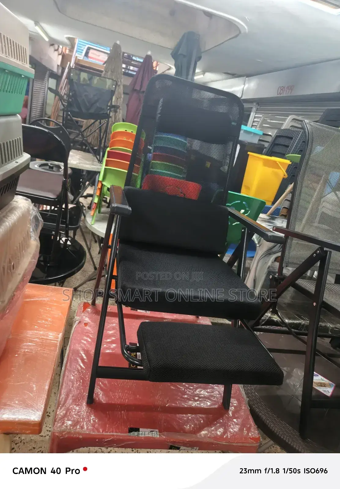 Luxury Folding Chair With Footrest