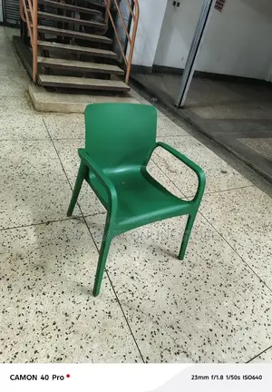 All Size Plastic Chairs
