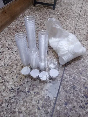 200pcs Disposable Plastic Sauce Cups and Lids.