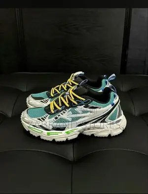 Off Sneaker/Unisex Sneaker