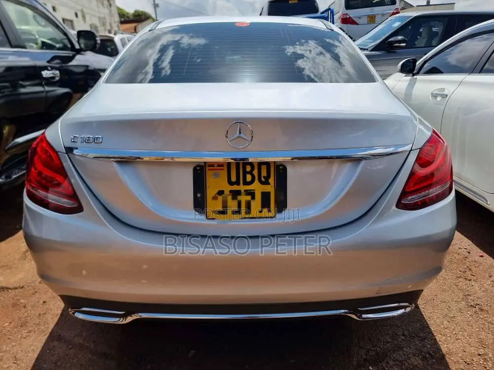 Mercedes-Benz C180 2015 Silver