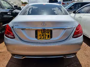 Mercedes-Benz C180 2015 Silver