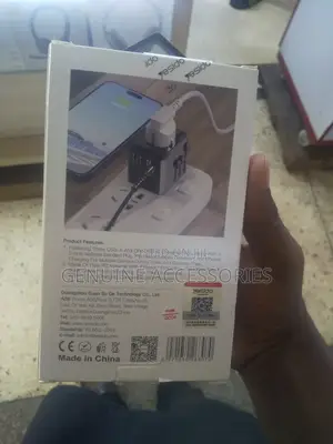 Yesido Universal Adapter