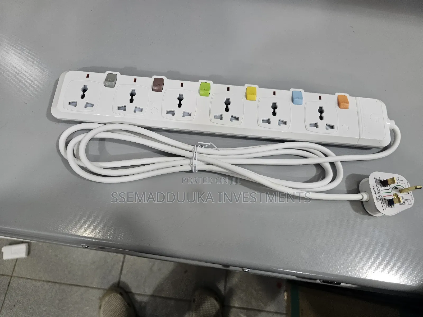 G T 6 Ways Extension Socket