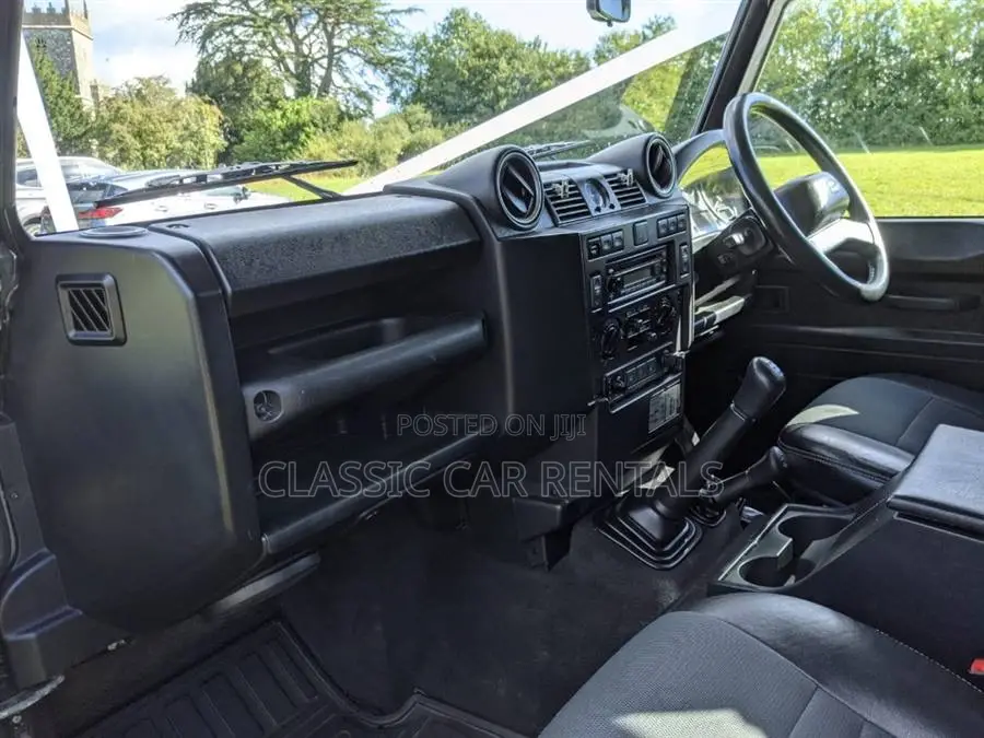 Landrovers Defenders for Hire